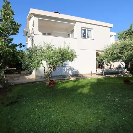 Apartman In Silo/insel Krk 14599 *