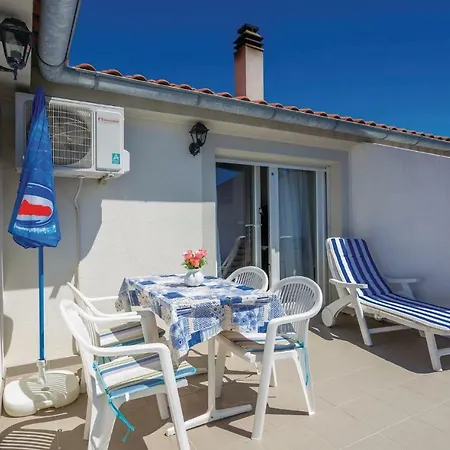 In Silo/insel Krk 14599 Apartman