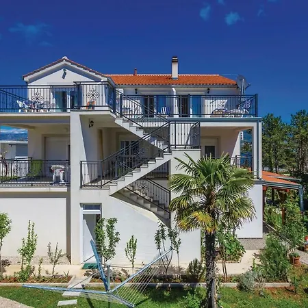 In Silo/insel Krk 14599 Apartman